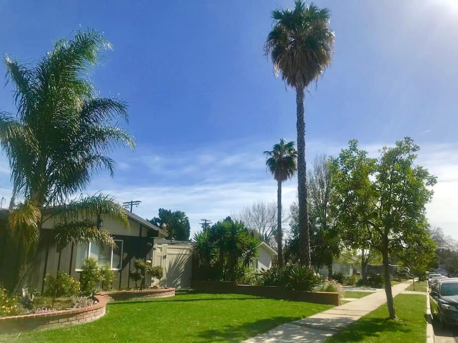 Private Modern Guesthouse With Backyard Los Angeles Exterior photo